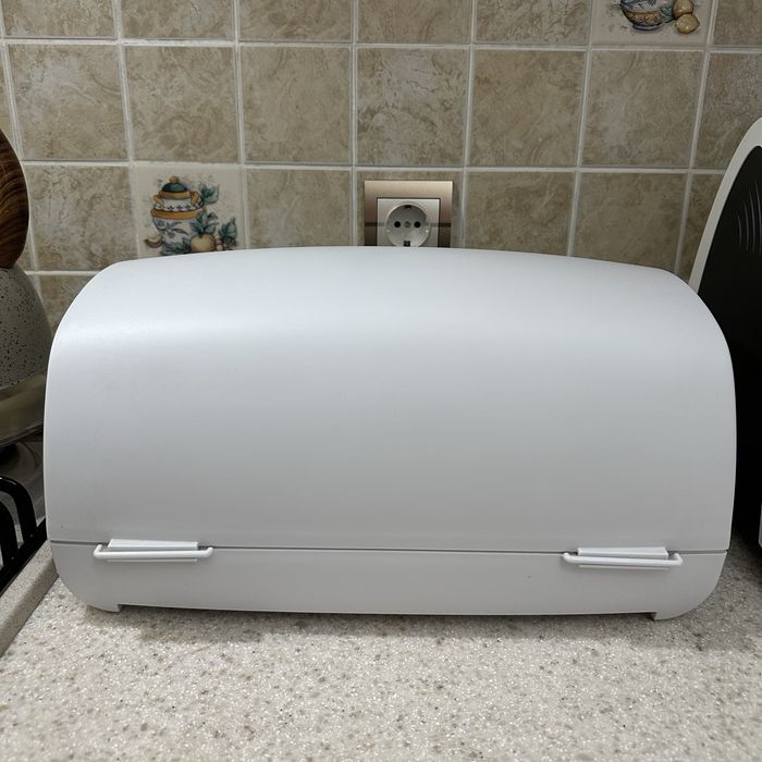 Хлебница Tupperware