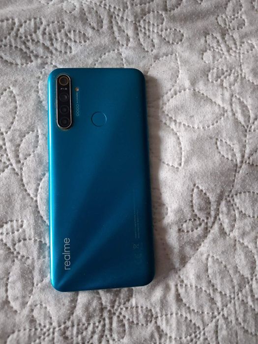 Телефон Realme 5i