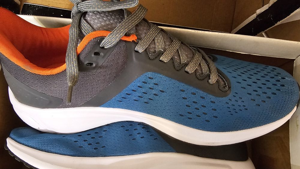 Кроссовки 42-43 Размер Новые