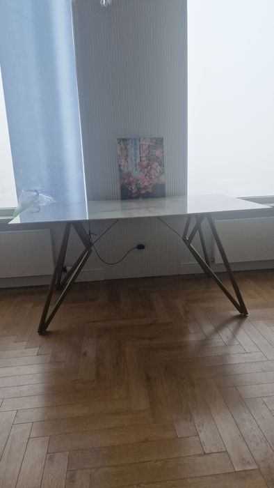 Продам стол кухонный