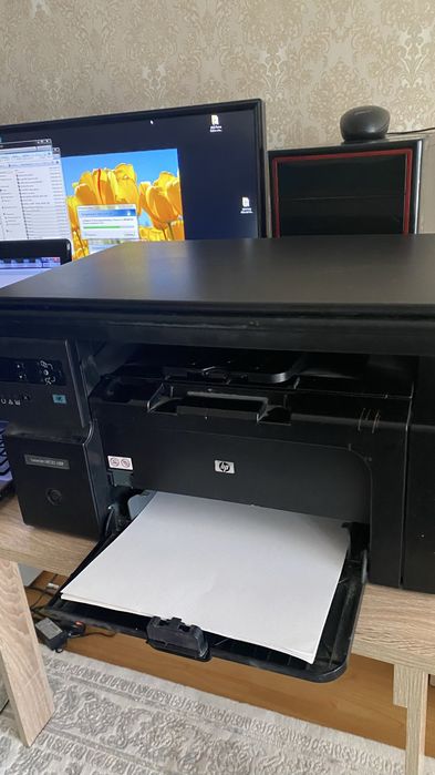 Принтер  3/1 - Лазерный M1132  MFP  HP (принтер, сканер, копир 3-в-1)