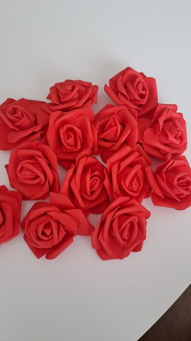 Продавам рози от фоам 7см