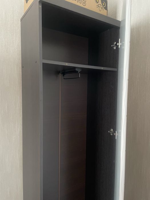 Продается шкаф для одежды