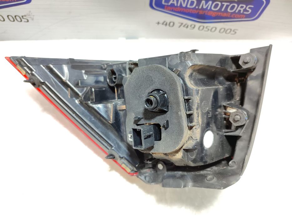 STOP TRIPLA SPATE ARIPA STANGA CU LED VOLKSWAGEN VW GOLF 7 HATCHBACK / COD OEM 5G0945207 2012-2017 (4I2)