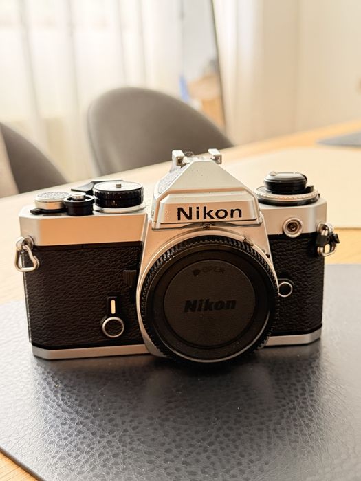 Продавам Nikon FM Film