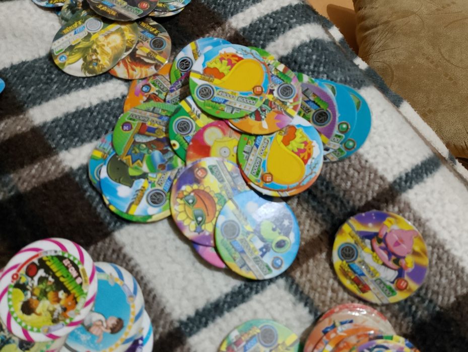 Продам фишки разные колекции