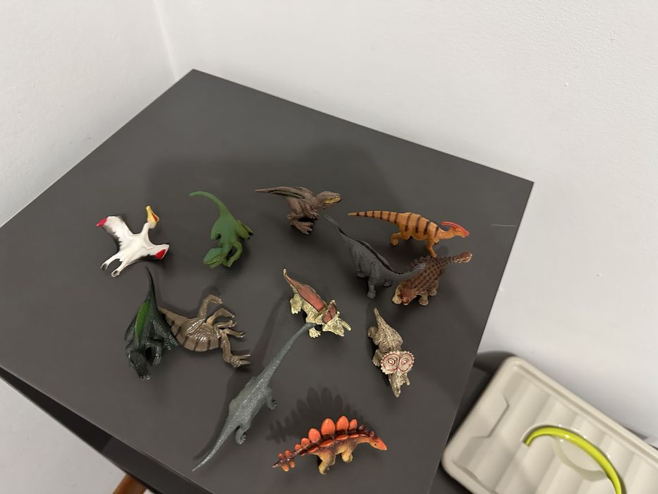 Набор динозавров бренда Mideer