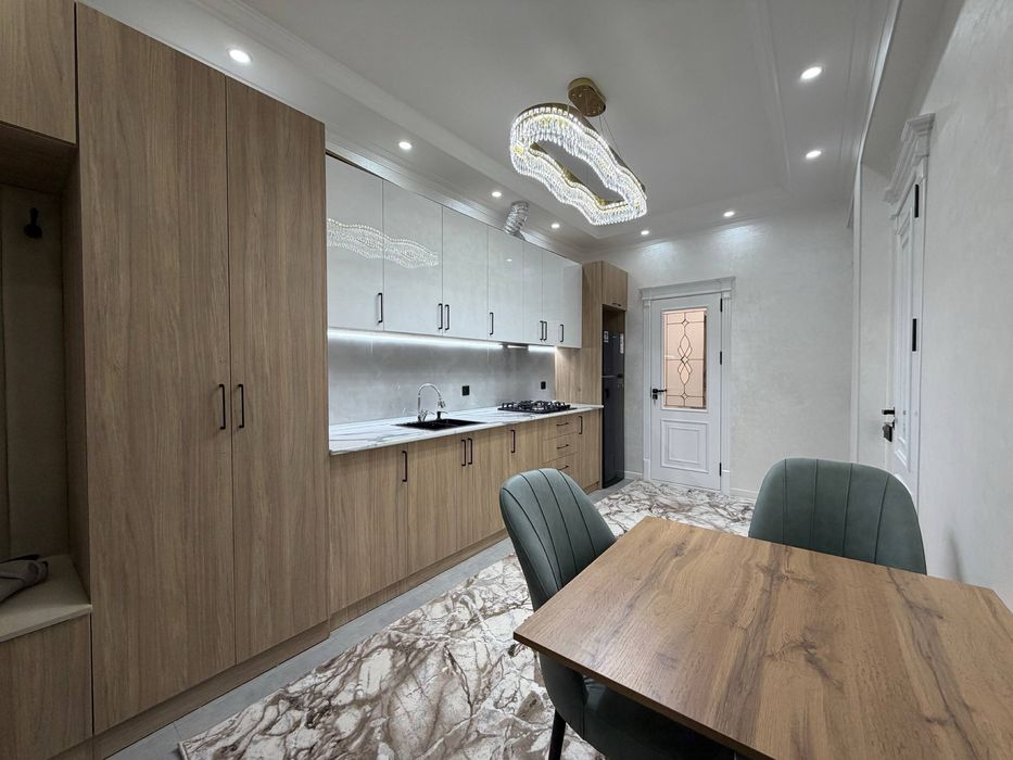 Продается 2 ком. Квартира площадью 47 кв.м. По ул. Фирдоуси