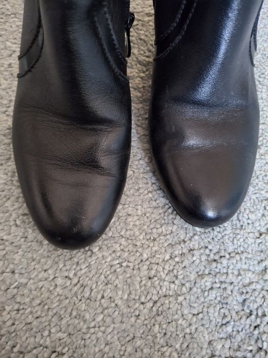 Cizme din piele cu toc