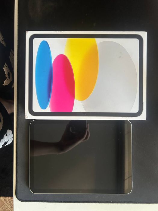 iPad 10.9 64гб 22 года