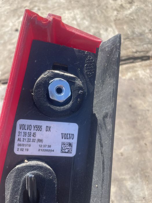 Десен стоп volvo v40