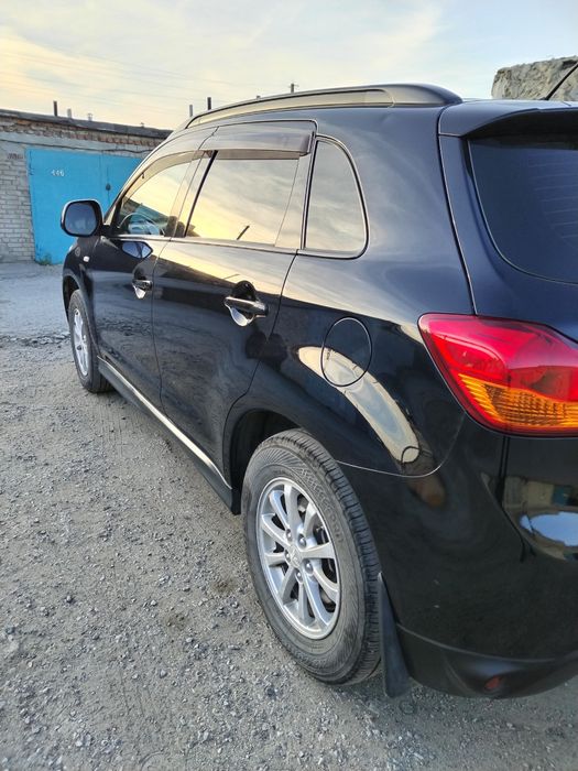 Продам мицубиш асх крассовер