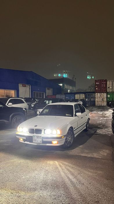 Продам срочно срочно бмв м50 2.8 ванус