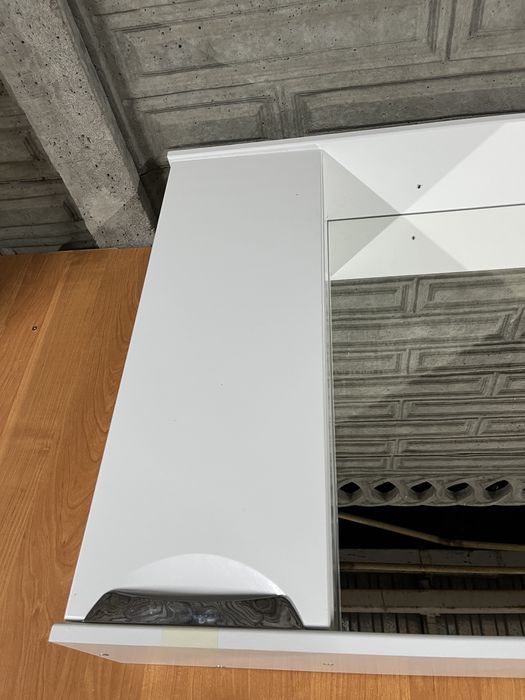 Ванный зеркало