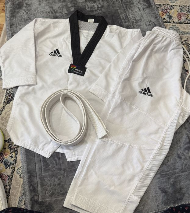 Форма для таекван до на девочку