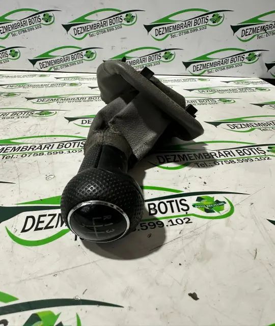 Nuca schimbator Volkswagen VW Polo 2001 1.4 MT (60 hp)