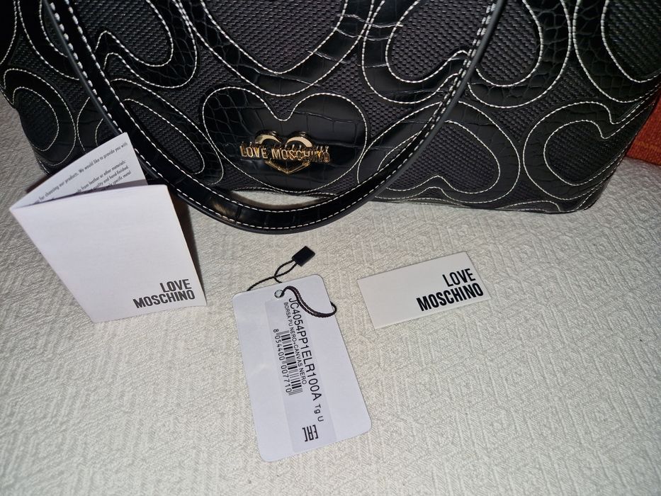 НОВА -LOVE MOSCHINO - Heart-motif Tote Bag In Black
Heart-motif Tote B