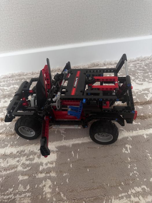 Продам лего техник