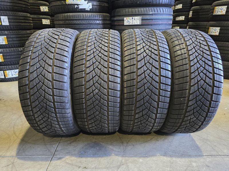255/40/21 GOODYEAR 4бр