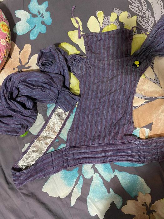 Sistem de purtare ergonomic Wrap Tai de la Poarta-ma