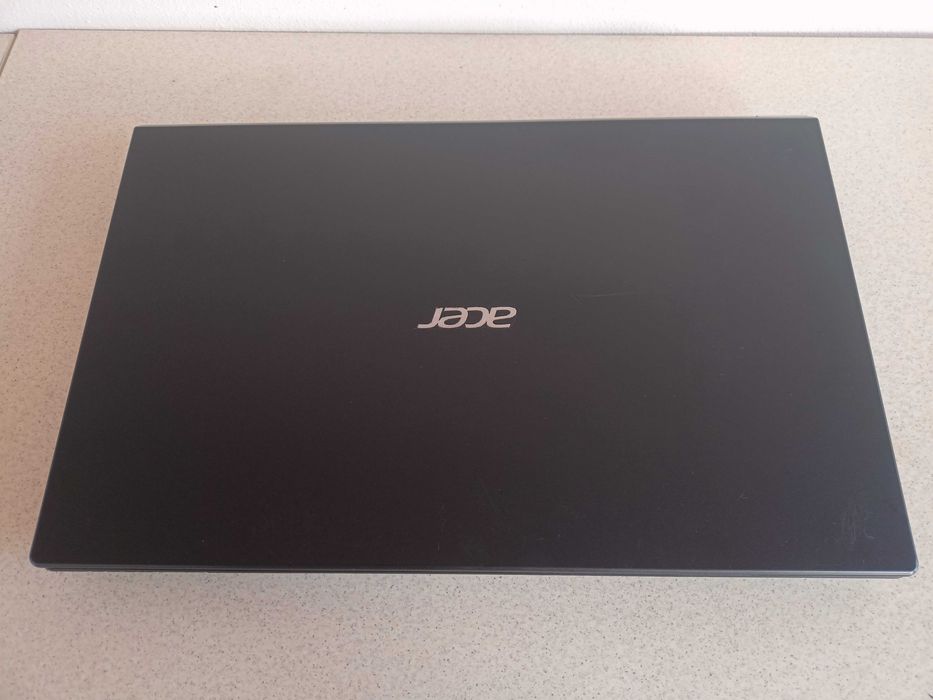Laptop Acer V3-731 display 17,3 procesor I3-3212m ram 8gb HDD 750g