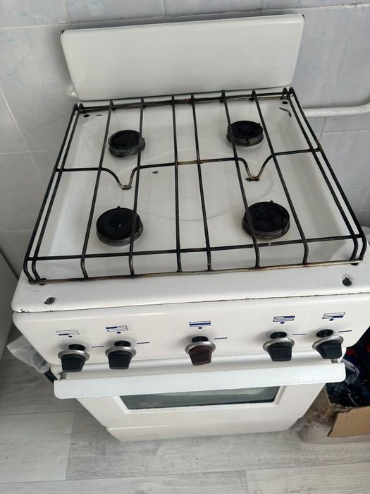 Газовая плита рабочая.