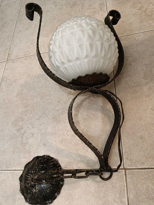 Стари полюлеи от ковано желязо 2 бр.