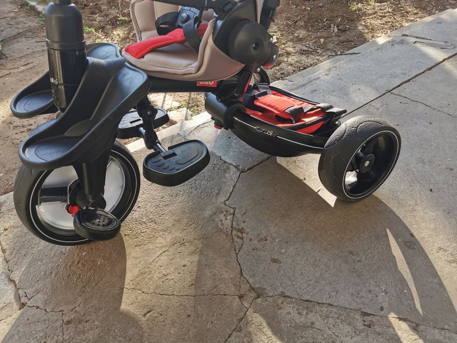 Tricicleta pliabila multifunctionala COCCOLLE Alto roșie