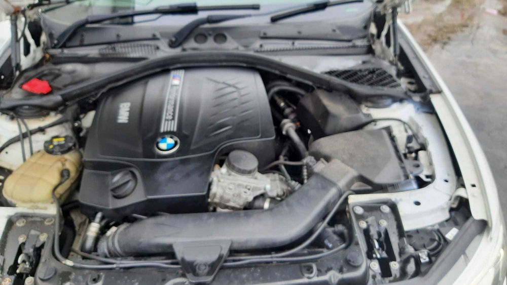 Dezmembrez bmw seria 1 f20 m-pachet M135 i n55/far f20/capota/bara m/