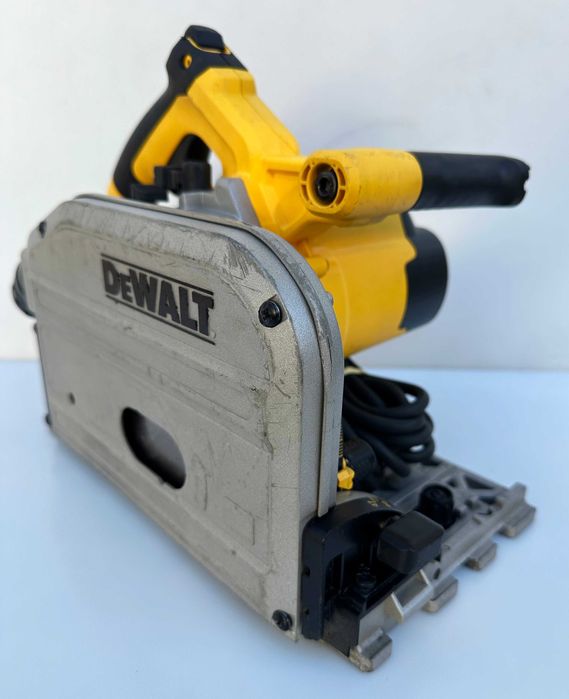 Dewalt DWS520-QS - Потапящ циркуляр 1300W перфектен!