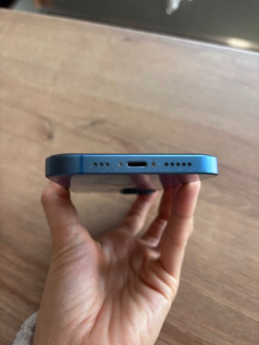 iPhone 13 128GB Син