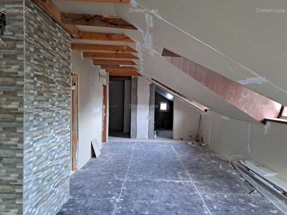 Apartament 3 camere, 100 mp, partia Calinderu