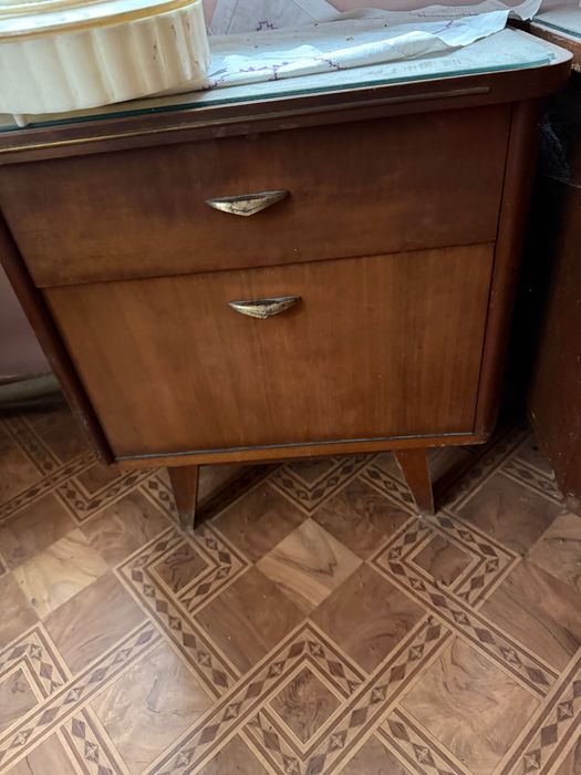 Шифоньер-шкаф трюмо ретро