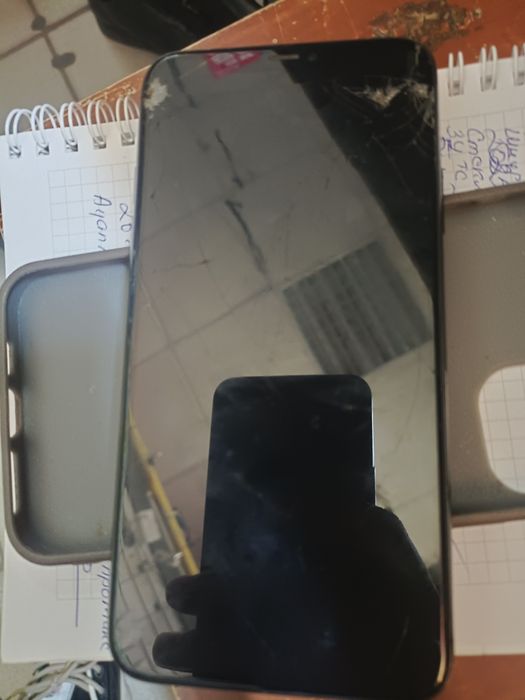 Продам или обмен Айфон 11 про Мах