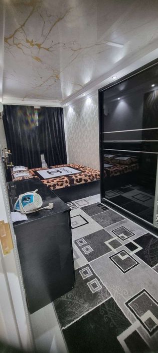 Ц-1  2 ком. 4 этаж кирпич. Дизайнерский ремонт. 60кв.