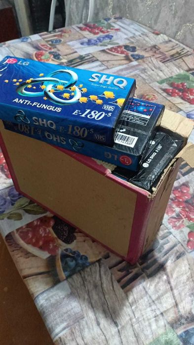 Видеокассеты чистые