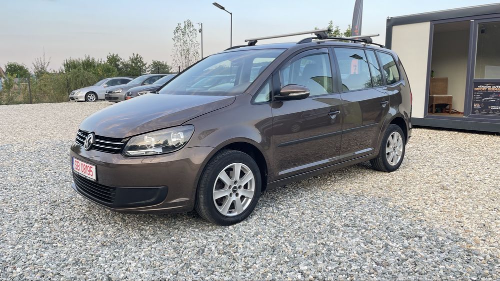 VOLKSWAGEN Touran 2012 — imagine 5