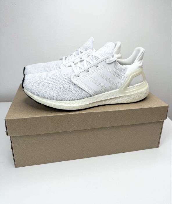 Adidas Ultra Boost  (41) 26см. Маратонки