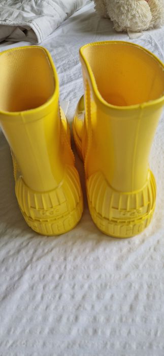 Cizme UGG pt ploaie