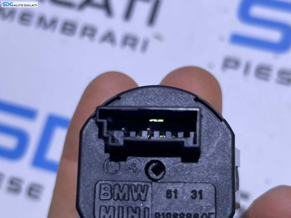 Buton Activare Dezactivare Airbag Pasager BMW Seria 5 F10 F11 2011 - 2019 Cod 9198886 6131919888605 [D0664]
