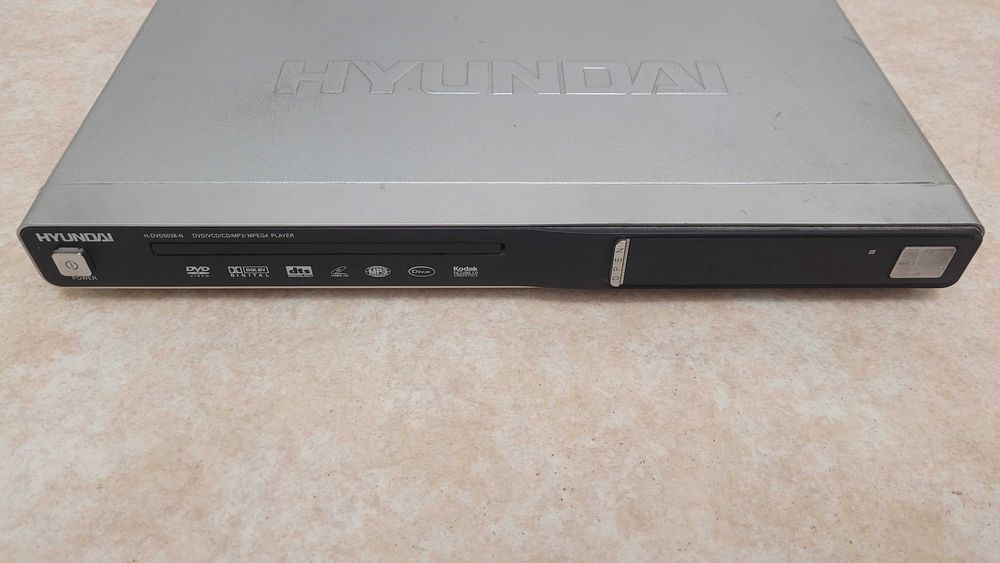 Продам DVD-плеер HYUNDAI