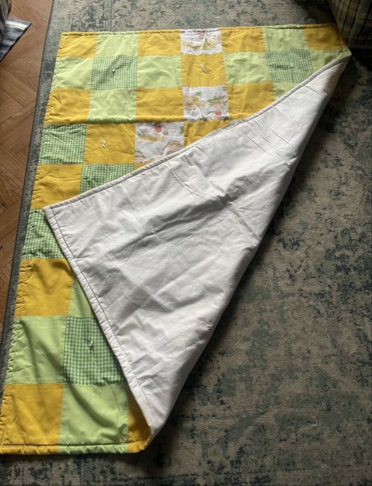 Одеяло лоскутное детское