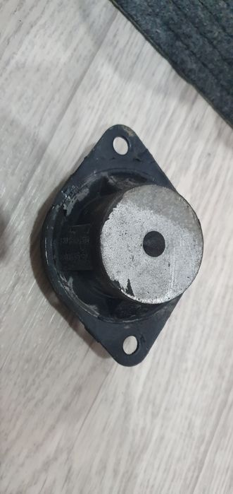 Запчасти на ауди 80 Б4