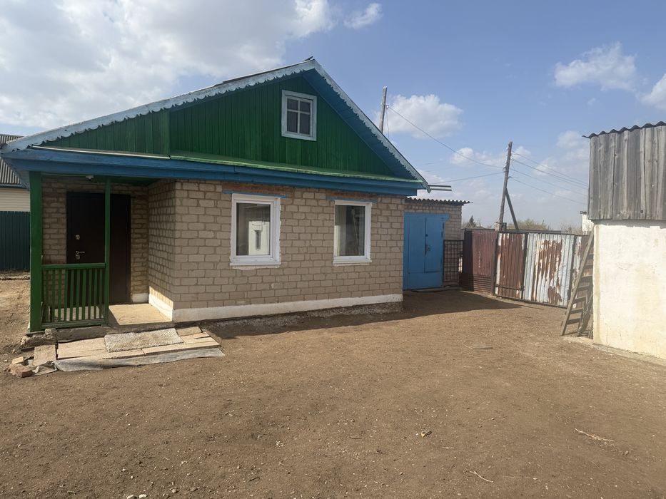 Продам домик с участком