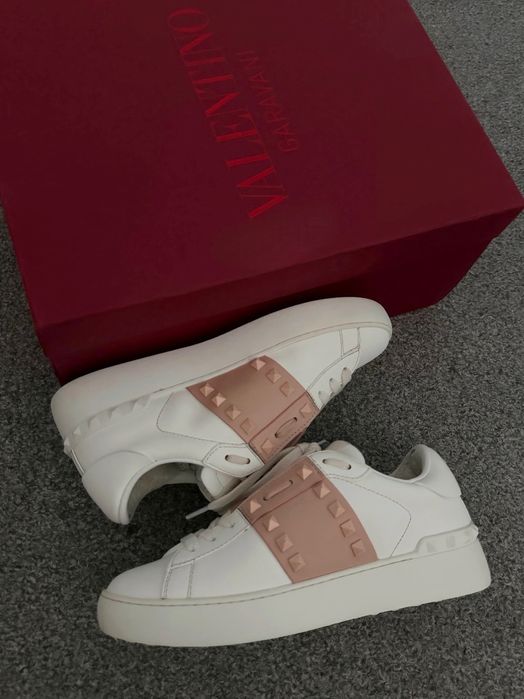 Valentino обувки