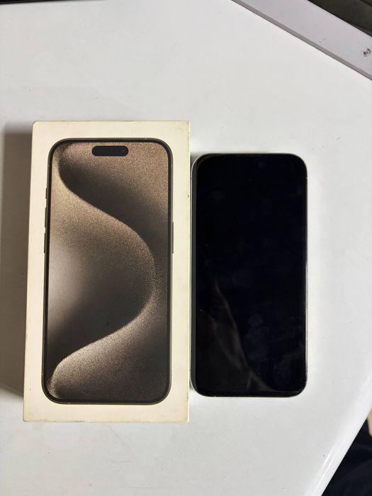 Iphone 15 pro natural titanium