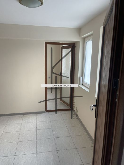 Продава се Двустаен апартамент в Варна, Колхозен пазар - 35 кв.м за 1772 €/кв.м - Снимка #4
