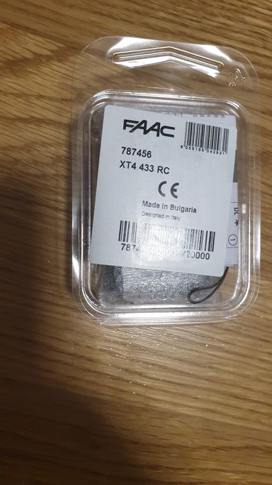 Vand telecomanda FAAC