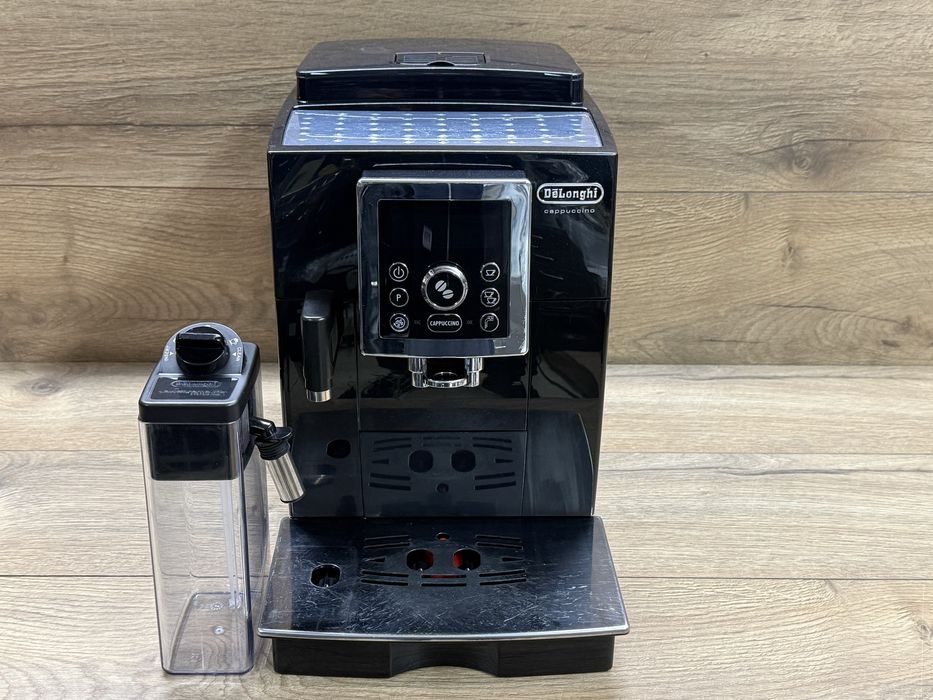 Продавам кафемашина Delonghi cappuccino Type:ECAM23.466.B