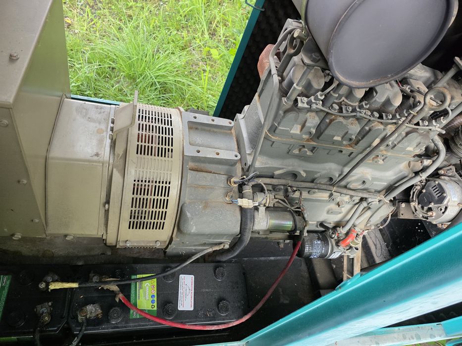 Vând generator cu automatizare Deutz
